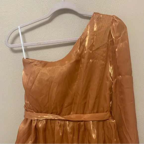 Lulus Sweet Excellence Shiny Rust Orange One-Shoulder Tiered Dress Medium NWT - Picture 9 of 15
